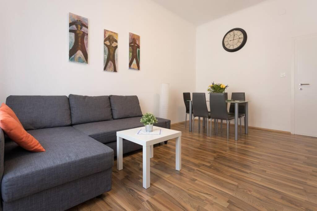 16 C&j's Apartment Wien